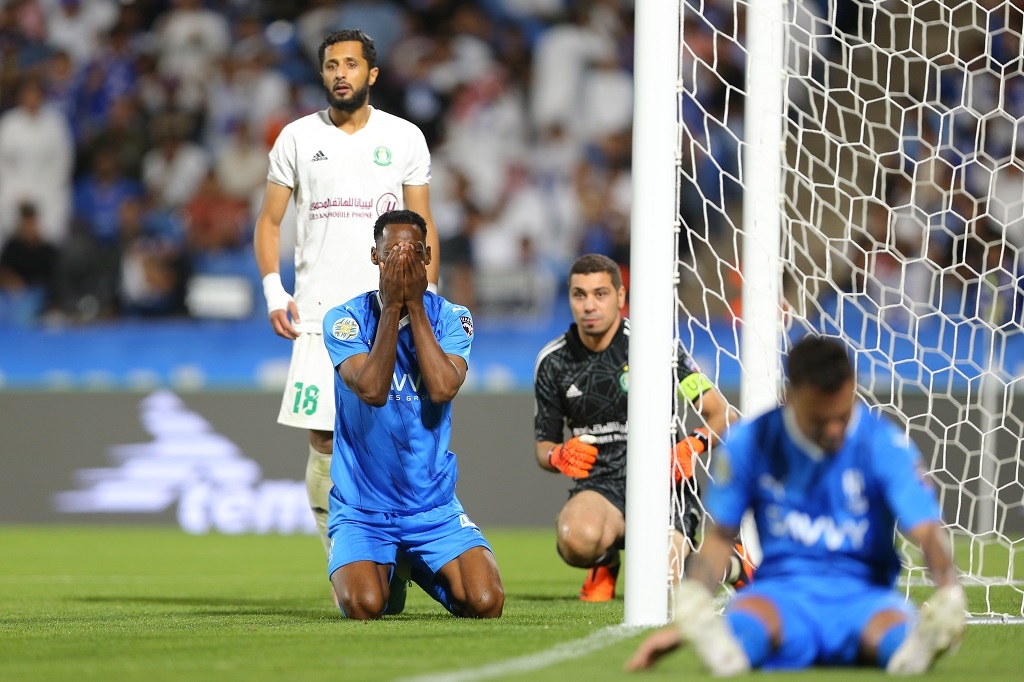 جانب من مباراة الهلال السعودي وأهلي طرابلس الليبي (تصوير: أ ف ب)