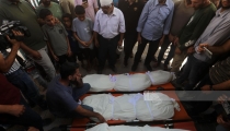 3 شهداء ومصابون إثر قصف الاحتلال مركبة وسط قطاع غزة