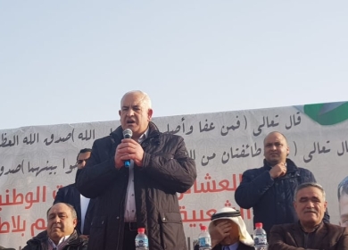 وزير الداخلية يشارك بمراسم الصلح العشائري في مخيم بلاطة