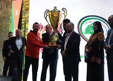 اتحاد كرة القدم يكرّم الأندية المشاركة ببطولة القدس والكرامة