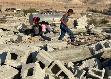 الاحتلال يهدم منزلا قيد الانشاء في أريحا