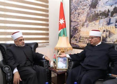 البكري يبحث مع نظيره الأردني سبل تعزيز التعاون