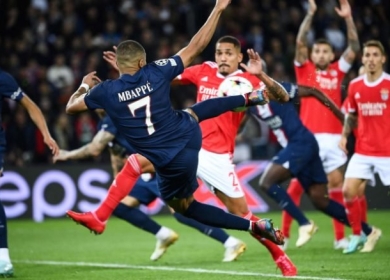 سان جيرمان يتعادل مع بنفيكا في دوري أبطال أوروبا