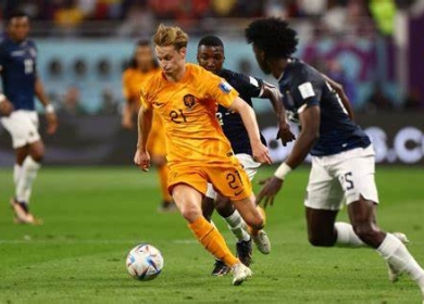 مونديال 2022: قطر المضيفة تودّع رسميا بتعادل هولندا والإكوادور