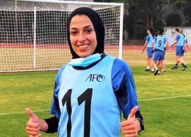 الفلسطينية هبة سعدية أول حكمة عربية آسيوية في المونديال النسوي
