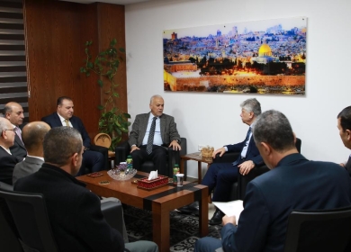 مجدلاني ونائب رئيس الهيئة الخيرية الأردنية يبحثان سبل تعزيز التعاون لتوفير الخدمات للأسر الفقيرة