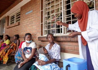 انتشار الكوليرا يدفع ملاوي إلى إبقاء المدارس مغلقة حتى إشعار آخر