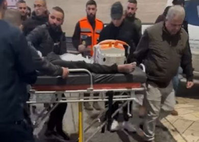 إصابة طفل بجروح خطيرة خلال اقتحام الاحتلال مخيم الدهيشة