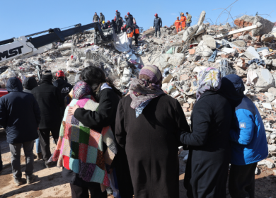 ارتفاع حصيلة الضحايا الفلسطينيين جراء الزلزال في تركيا وسوريا إلى 74