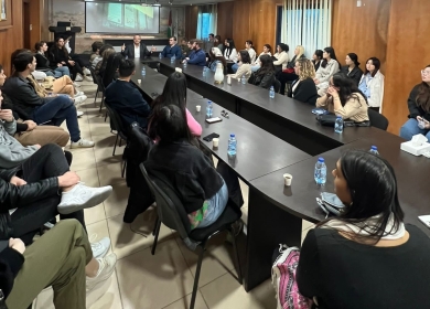 القواسمي لدى استقباله طلبة من جامعات أميركية: إسرائيل تمارس أبشع سياسات القمع والفصل العنصري