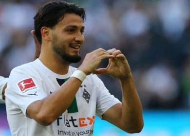 دورتموند يبرم أولى صفقاته بضم الجزائري رامي بن سبعيني