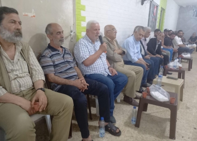 أبو العردات يعزِّي بوفاة احد المناضلين المدافعين عن القرار الوطني المستقل