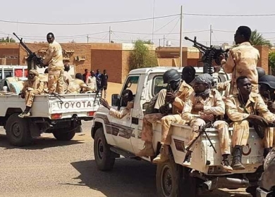 الجيش يتهم قوات الدعم السريع بقتل والي غرب دافور مع تواصل المعارك في السودان