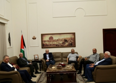 الاحمد يلتقي نائب الامين العام للجبهة الديمقراطية فهد سليمان