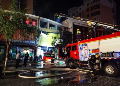 مصرع 31 شخصا في انفجار داخل مطعم شمال غرب الصين