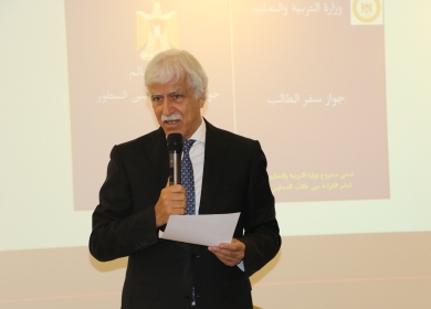 عورتاني يعلن إطلاق جواز سفر إلكتروني للقراءة خاص بالطالب