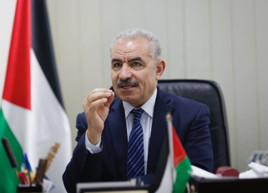 اشتية يحذّر من التداعيات الخطيرة لجرائم الاحتلال في جنين وقطاع غزة