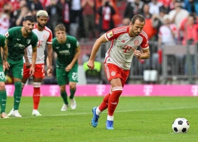 ثنائية كين تقود بايرن للفوز 3-1 على أوغسبورغ