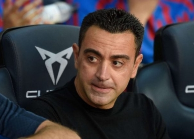 تشافي: برشلونة أظهر عقلية الفوز في دوري أبطال أوروبا