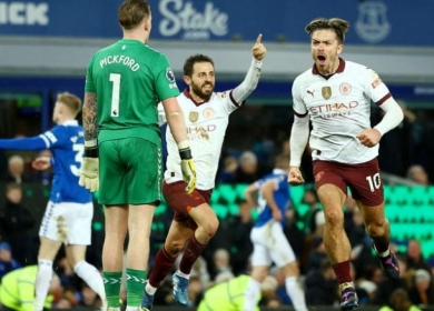 مانشستر سيتي يعاقب إيفرتون بثلاثية في الدوري الإنكليزي