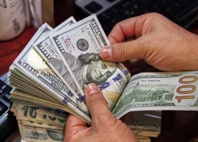 العملات الرقمية والنفط والعقوبات ثلاثة تهديدات وجودية يواجهها الدولار الأمريكي