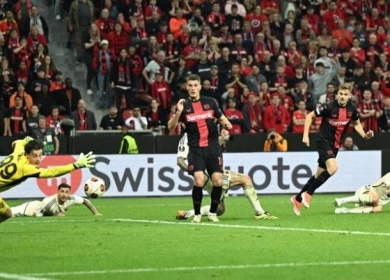 ليفركوزن يحافظ على سلسلة عدم الخسارة ويصعد لنهائي الدوري الأوروبي بتعادل قاتل مع روما