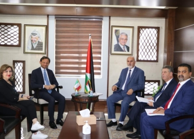 الوزير سليمية يؤكد أهمية استمرار الدعم الإيطالي للقطاع الزراعي الفلسطيني