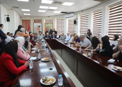الوزير حمدان يطلع على الاحتياجات الثقافية لمحافظة نابلس