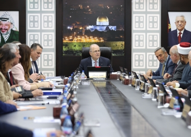 مجلس الوزراء يجدد عقود أطباء ويصادق على توصيات من اللجنة الفنية لإدارة أملاك الدولة