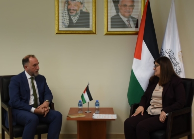 شاهين تحث اليونان على الاعتراف بدولة فلسطين
