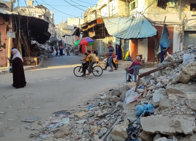 أطفال غزة يقتنصون الفرح رغم العدوان