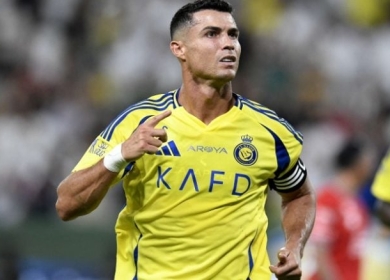 رونالدو يكتب التاريخ بهدفه الـ50 مع النصر في الدوري السعودي
