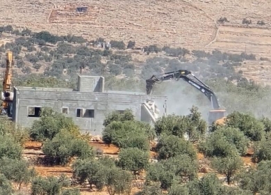 الاحتلال يهدم منزلاً في دير بلوط غرب سلفيت