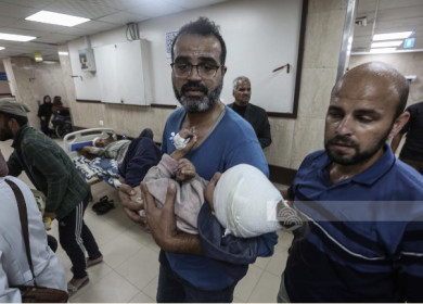 4 شهداء بقصف مسيرة إسرائيلية مجموعة مواطنين في حي الرمال غرب غزة