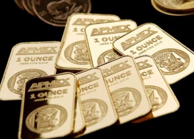 الذهب يواصل خسائره مع ترقب المستثمرين لبيانات وتصريحات أمريكية