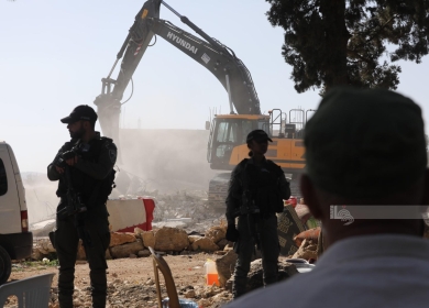 الاحتلال يهدم منزلا في بيت حنينا شمال القدس