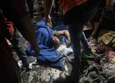 مجزرة جديدة: 14 شهيدا في قصف الاحتلال منزلا بحي الزيتون