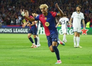 لامين يامال يقترب من تمديد عقده مع برشلونة