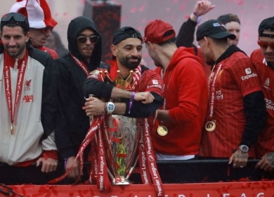 محمد صلاح يتوج للمرة الخامسة بجائزة لاعب الموسم بليفربول