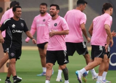 ميسي يواجه فريقه السابق باريس سان جيرمان في مونديال الأندية