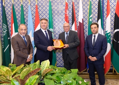 الوزير عساف يبحث مع رئيس قطاع الإعلام في الجامعة العربية دعم الإعلام الفلسطيني وتعزيز السردية الفلسطينية