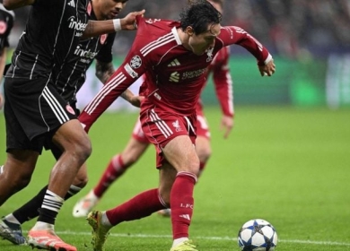 ليفربول ينهي سلسلة هزائمه بالفوز 5-1 على فرانكفورت بدوري الأبطال