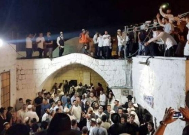 مستعمرون يقتحمون "مقام يوسف" شرق نابلس