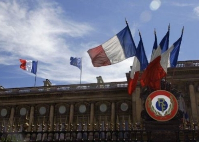 فرنسا تدعو إلى احترام الوضع التاريخي القائم في الأماكن المقدسة بالقدس