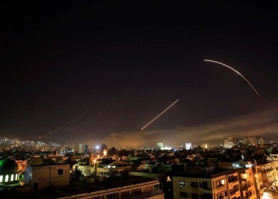 الدفاعات الجوية السورية تتصدى لعدوان إسرائيلي على محيط دمشق