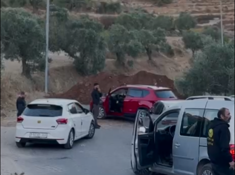 الاحتلال يغلق كافة مداخل بلدة سنجل شمال رام الله