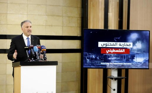 الوزير عساف يطلع قناصل وسفراء على جرائم الاحتلال بحق الإعلام الرسمي