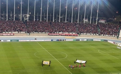 نادي اتحاد الجزائر يحظى بمساندة اتحاد الكرة في أزمته مع نهضة بركان المغربي