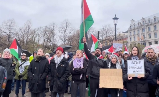 وقفة أمام البرلمان النرويجي تضامناً مع الشعب الفلسطيني