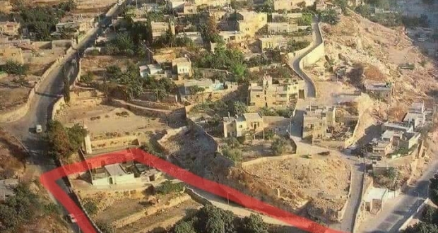 الأرض التي استولى مستوطنون عليها في واد حلوة